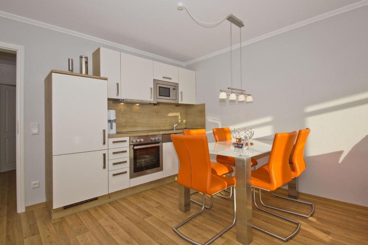 Mit Meerblick Und Balkon, Gratis Nutzung Vom Ahoi Erlebnisbad Und Sauna In Sellin - Meeresblick Fewo 33 Goehren  Eksteriør billede